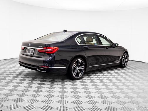 2019 BMW 750 i xDrive