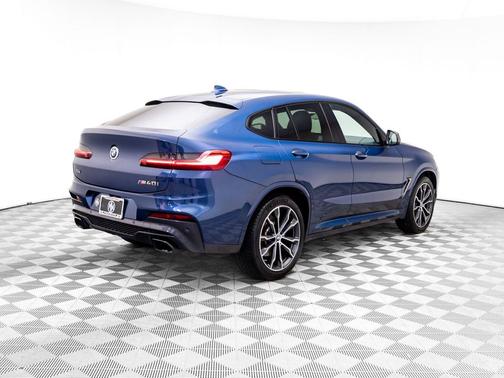 2019 BMW X4 M40i
