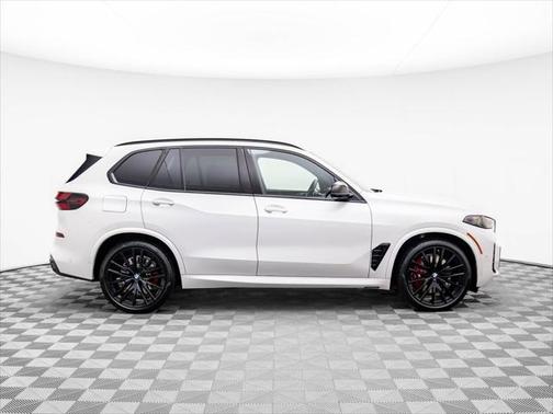 2026 BMW X5 M60i