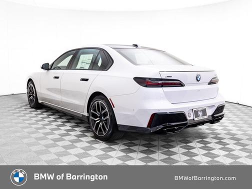 2025 BMW 760 xDrive