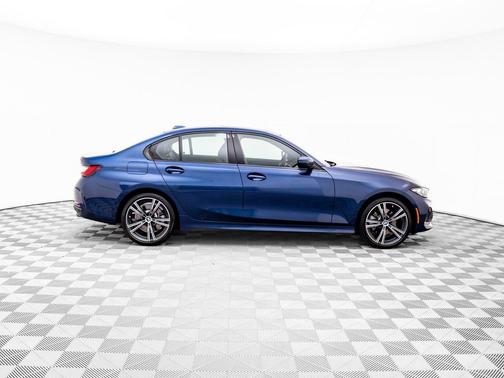 2023 BMW 330 xDrive