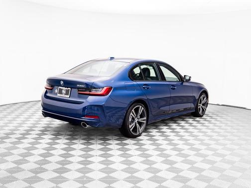 2023 BMW 330 xDrive