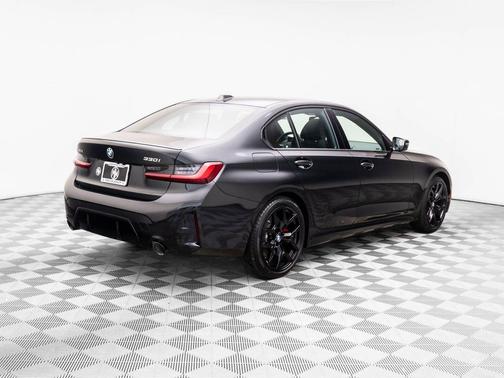 2026 BMW 330 xDrive NA