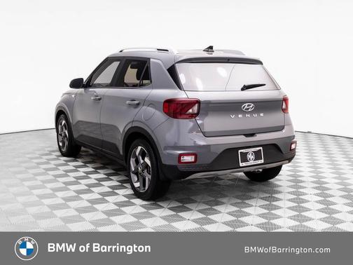 2021 Hyundai VENUE SEL