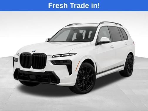 Mineral White Metallic 2023 BMW X7 xDrive40i