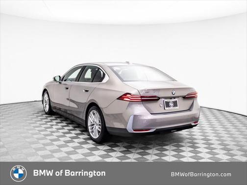 2024 BMW 530 i xDrive