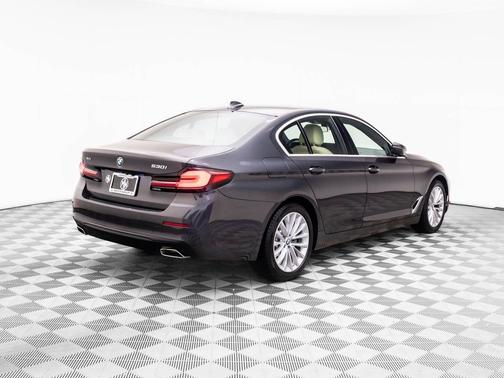 2022 BMW 530 i xDrive