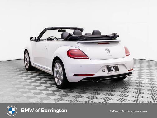 White 2017 Volkswagen Beetle 1.8T