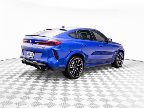 2025 BMW X6 M Base