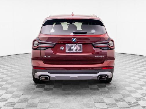 Aventurin Red Metallic 2022 BMW X3 xDrive30i