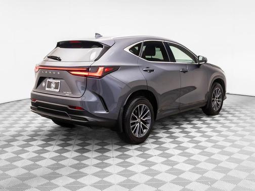 2022 Lexus NX 350h Premium