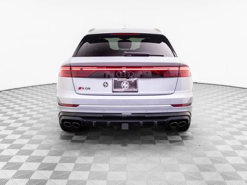 2025 Audi SQ8 4.0T Premium Plus