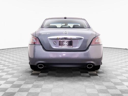 Gun Metallic 2014 Nissan Maxima SV