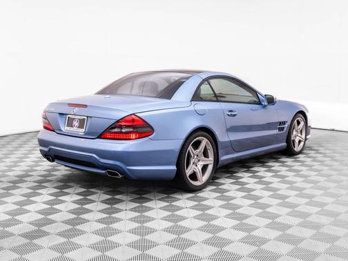 Quartz Blue Metallic 2011 Mercedes-Benz SL-Class SL 550