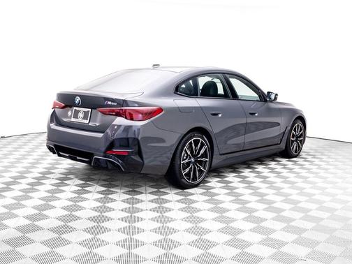 Dravit Grey Metallic 2026 BMW i4 Gran Coupe M60