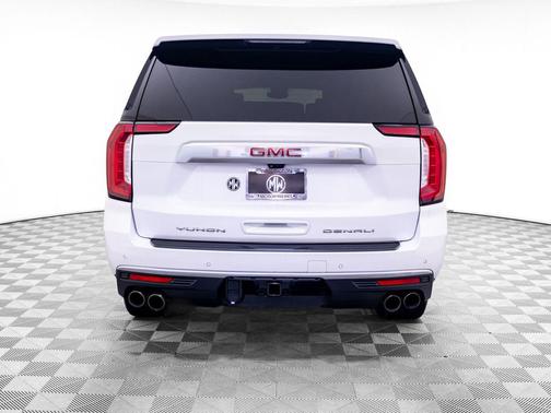 White Frost Tricoat 2024 GMC Yukon Denali
