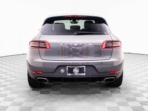 2018 Porsche Macan Macan S