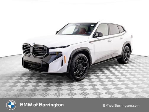 Mineral White Metallic 2026 BMW XM Label