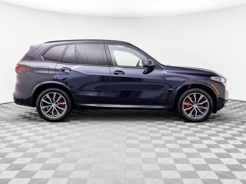 Carbon Black Metallic 2026 BMW X5 xDrive40i