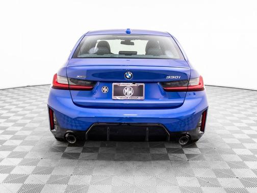 2026 BMW 330 xDrive NA
