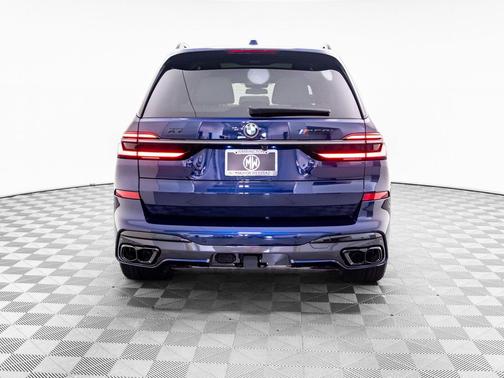 2026 BMW X7 M60i