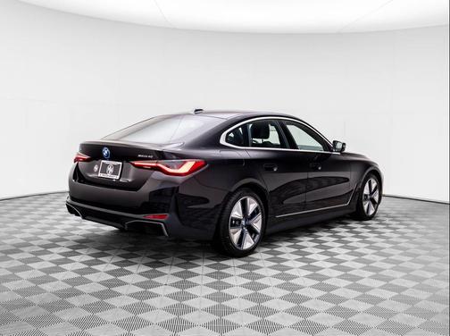 2025 BMW i4 Gran Coupe xDrive40