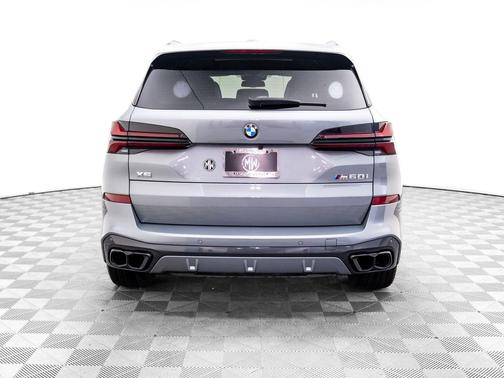 2026 BMW X5 M60i