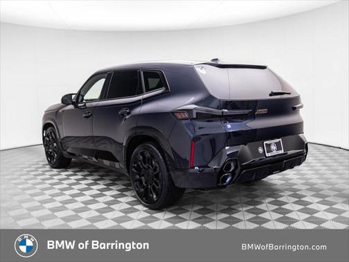 2025 BMW XM Base