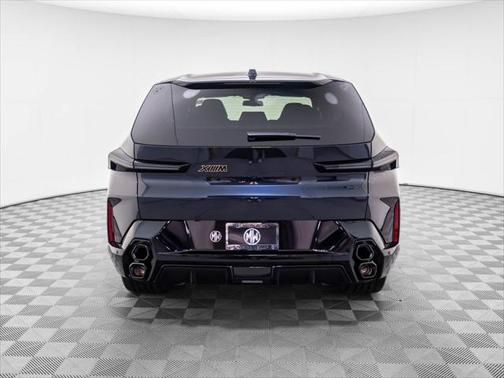 2025 BMW XM Base