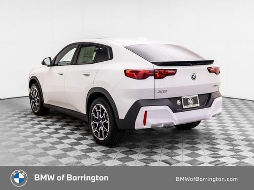 Alpine White 2026 BMW X2 xDrive28i