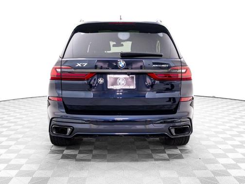 2022 BMW X7 xDrive40i