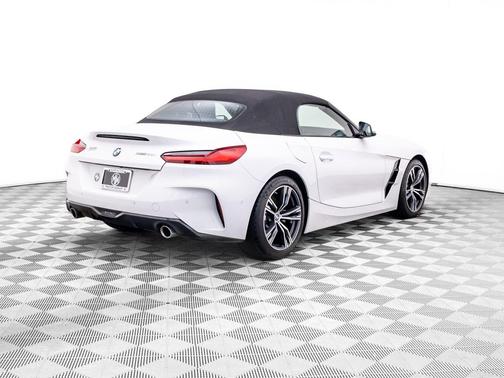 Alpine White 2026 BMW Z4 sDrive30i