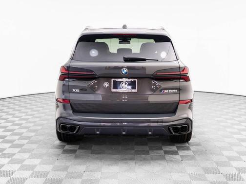 2026 BMW X5 M60i