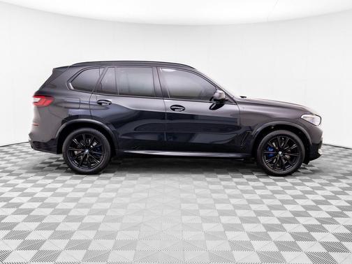 Black Sapphire Metallic 2022 BMW X5 xDrive40i