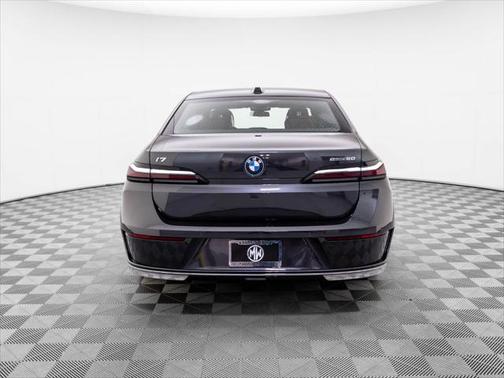 2025 BMW i7 eDrive50