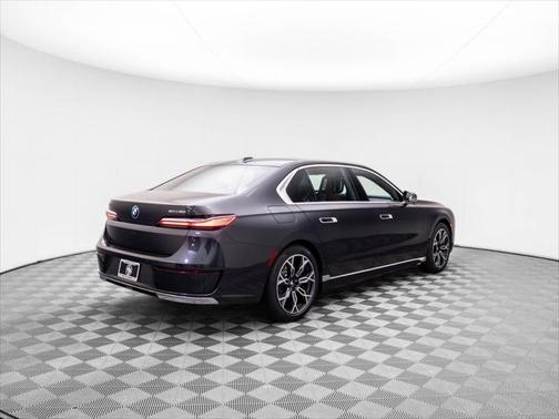 2025 BMW i7 eDrive50