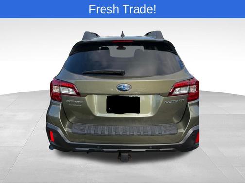 Wilderness Green Metallic 2018 Subaru Outback 2.5i Limited