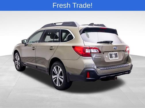 Wilderness Green Metallic 2018 Subaru Outback 2.5i Limited