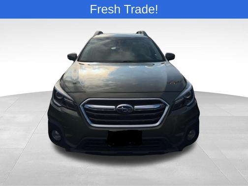Wilderness Green Metallic 2018 Subaru Outback 2.5i Limited
