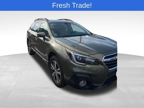 Wilderness Green Metallic 2018 Subaru Outback 2.5i Limited