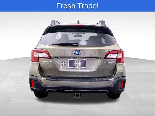 Wilderness Green Metallic 2018 Subaru Outback 2.5i Limited