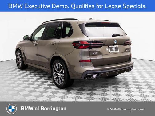 Manhattan Green Metallic 2026 BMW X5 PHEV xDrive50e