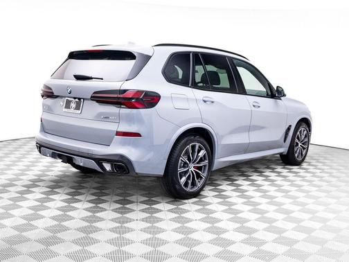 Brooklyn Grey Metallic 2026 BMW X5 xDrive40i