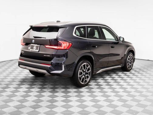 Black Sapphire Metallic 2026 BMW X1 xDrive28i