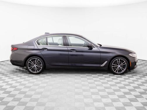 2022 BMW 540 i xDrive