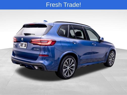 Phytonic Blue Metallic 2022 BMW X5 xDrive40i