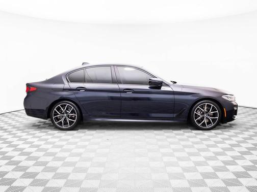 2022 BMW 530 i xDrive