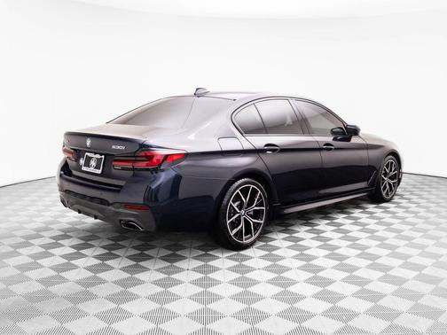2022 BMW 530 i xDrive