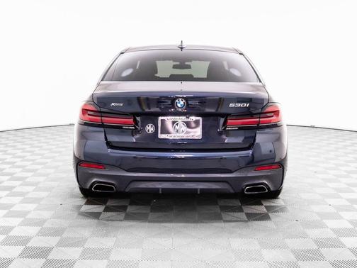 2022 BMW 530 i xDrive