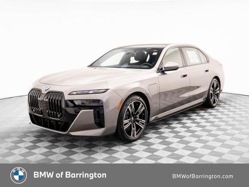 2026 BMW 750e i xDrive